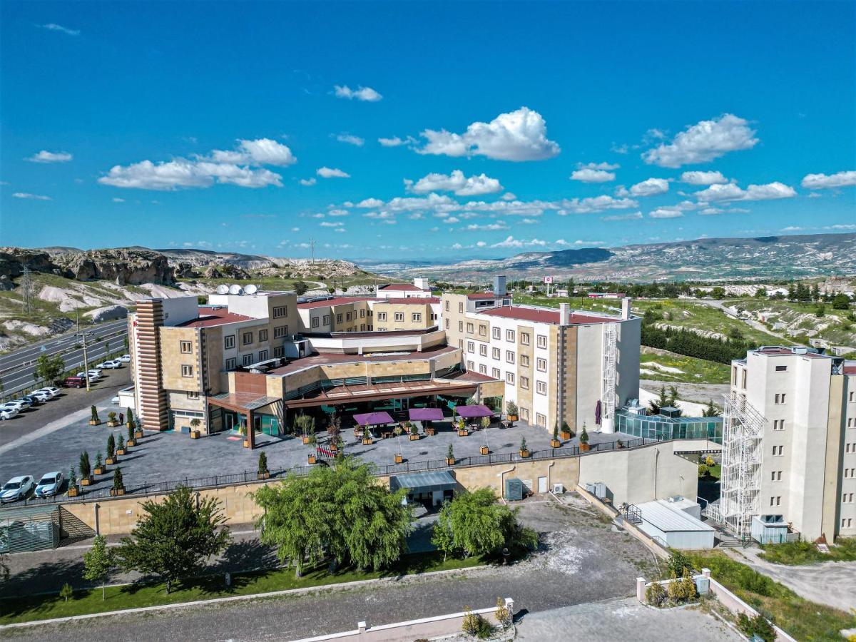 Hotel Ramada By Wyndham Cappadocia Ortahisar Exterior foto